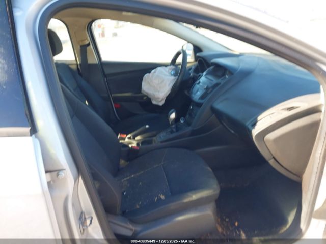 2015 FORD FOCUS 1FADP3E26FL313012 Photo 4
