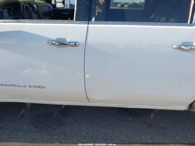 1GT49WEY3LF207234 GMC Sierra 3500hd 4wd Standard Bed Denali