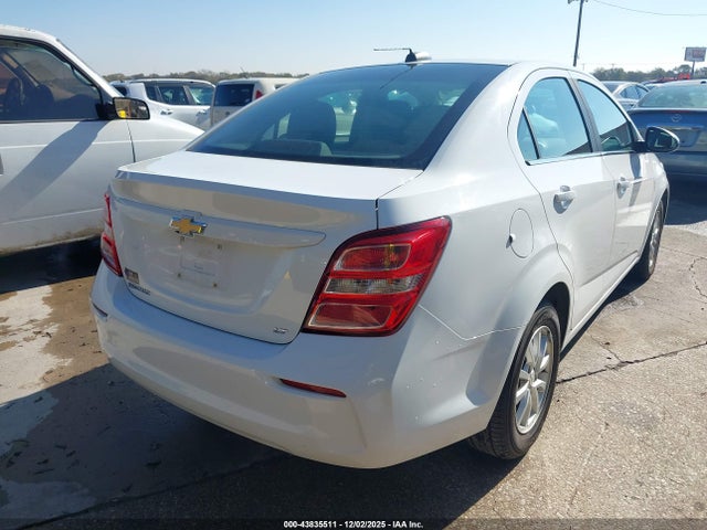 1G1JD5SH9H4111457 Chevrolet Sonic Lt Auto