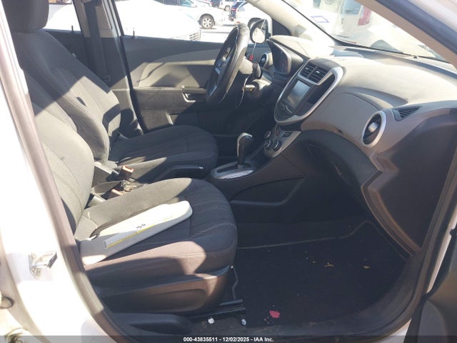 1G1JD5SH9H4111457 Chevrolet Sonic Lt Auto
