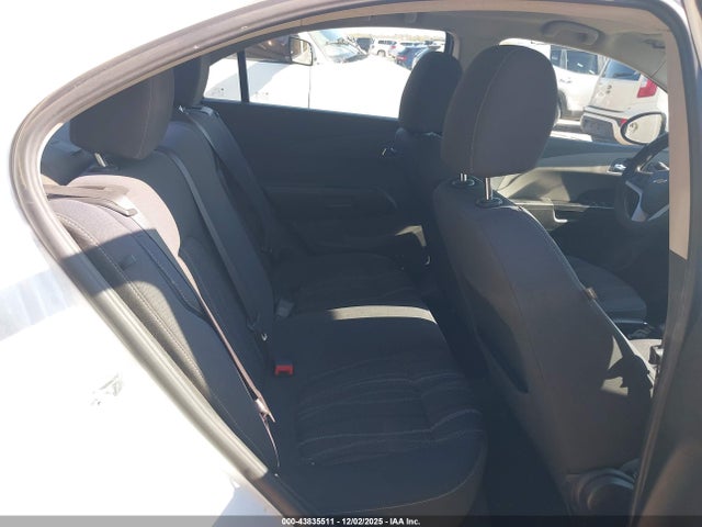 1G1JD5SH9H4111457 Chevrolet Sonic Lt Auto