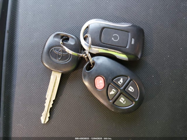 43835533 :رقم المزاد ، 5TDKZ3DC1LS043252 vin ، 2020 Toyota Sienna Le مزاد بيع