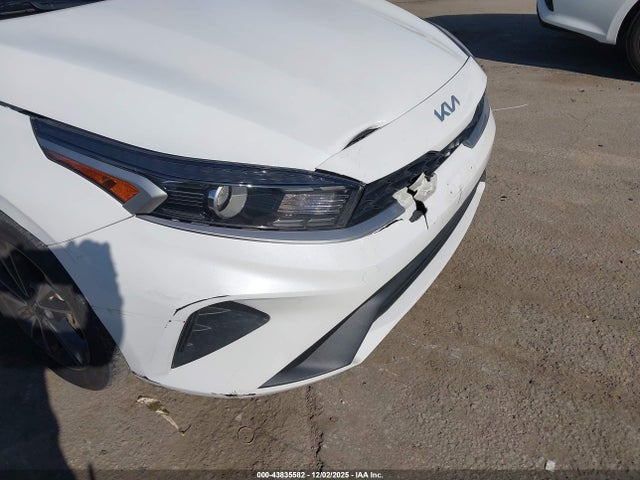 3KPF24AD7RE727542 KIA Forte Lxs