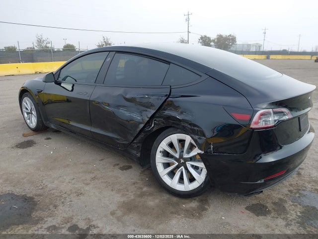 2022 TESLA MODEL 3 5YJ3E1EA2NF255134 Photo 2