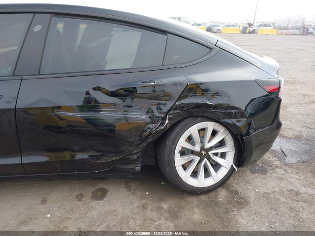 2022 TESLA MODEL 3 5YJ3E1EA2NF255134 Photo 5