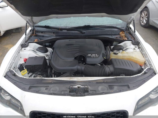 Продаж на аукціоні авто 2020 Chrysler 300 300s, vin: 2C3CCABG0LH103489, номер лоту: 43835645