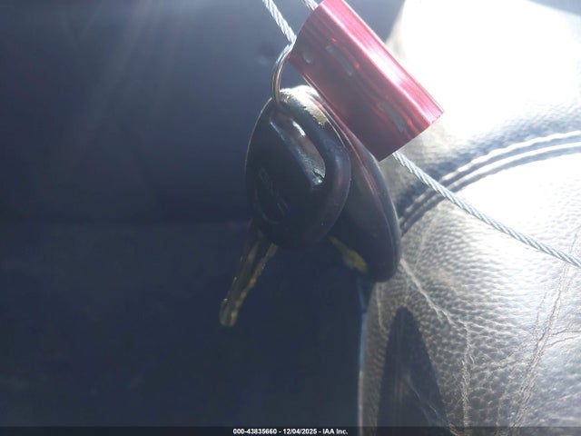 2011 GMC SIERRA 1500 1GTR2WE39BZ216922 Photo 10