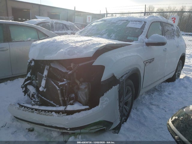 2018 VOLKSWAGEN ATLAS 1V2PR2CA9JC560103 Photo 1