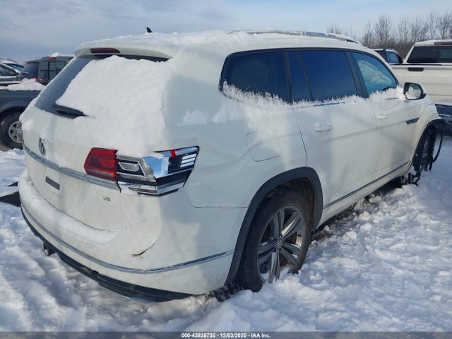 2018 VOLKSWAGEN ATLAS 1V2PR2CA9JC560103 Photo 3