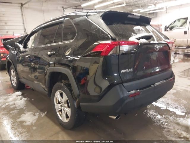2021 TOYOTA RAV4 2T3P1RFV7MC246551 Photo 2