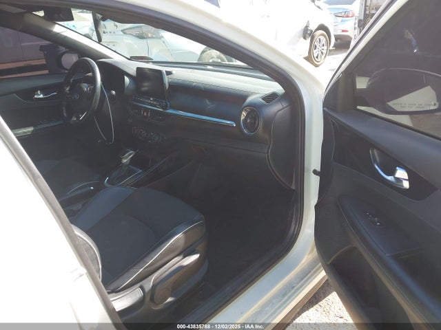 3KPF34AD6LE195043 KIA Forte Gt-line