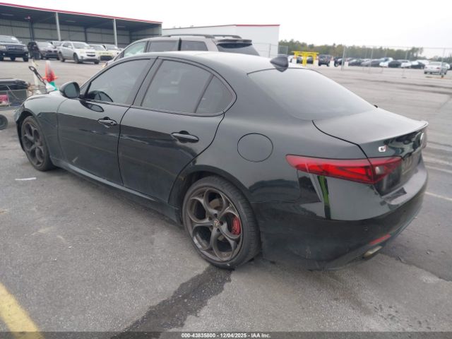 2018 ALFA ROMEO GIULIA ZARFAEEN4J7573216 Photo 2