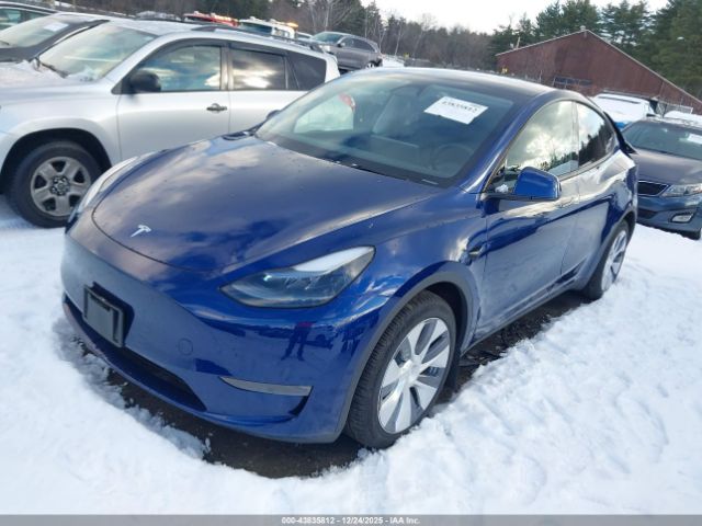 2024 TESLA MODEL Y 7SAYGDEE0RA247723 Photo 1