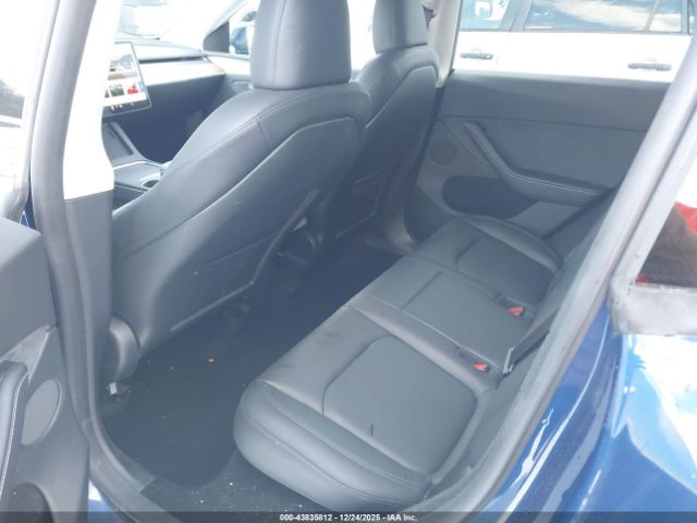 2024 TESLA MODEL Y 7SAYGDEE0RA247723 Photo 7