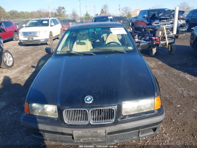 1994 BMW 325 WBACB3328RFE19620 Photo 5