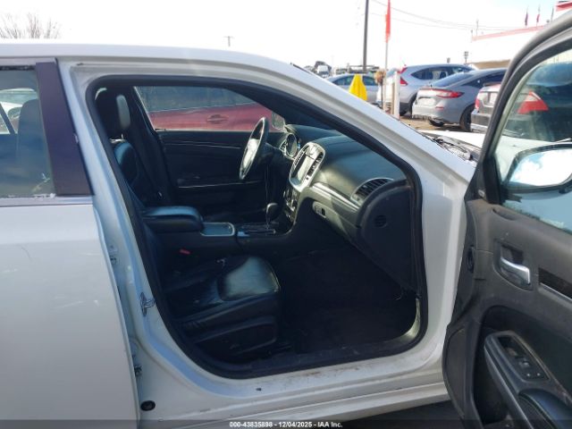 2011 CHRYSLER 300 2C3CA5CGXBH559686 Photo 4