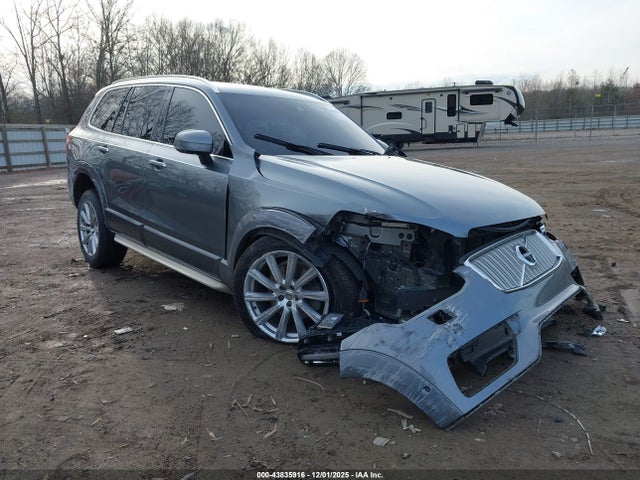 2016 VOLVO XC90 YV4A22PL8G1001960