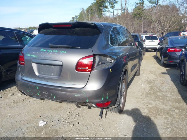 2012 PORSCHE CAYENNE WP1AA2A27CLA02407 Photo 3