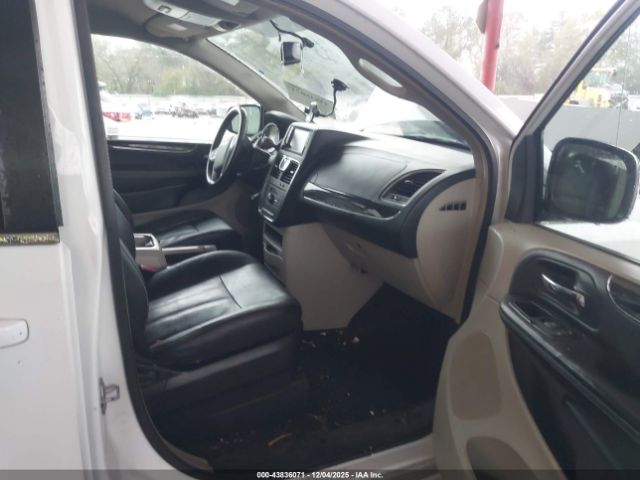 2016 CHRYSLER TOWN & COUNTRY 2C4RC1BG0GR281599 Photo 4