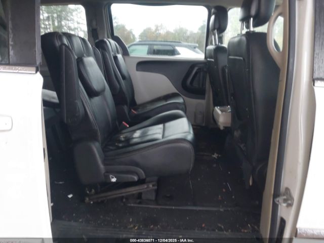 2016 CHRYSLER TOWN & COUNTRY 2C4RC1BG0GR281599 Photo 7