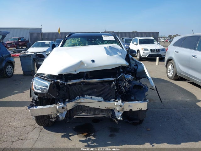 W1N0G8EB5NG118153 Mercedes-Benz Glc 300 4matic Suv