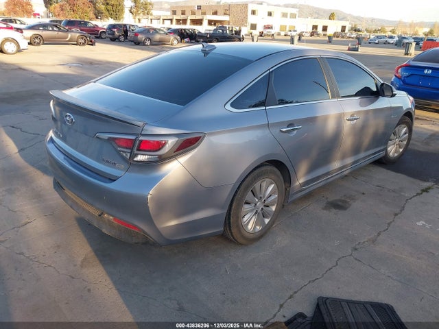 KMHE24L1XGA040579 Hyundai Sonata Hybrid Se