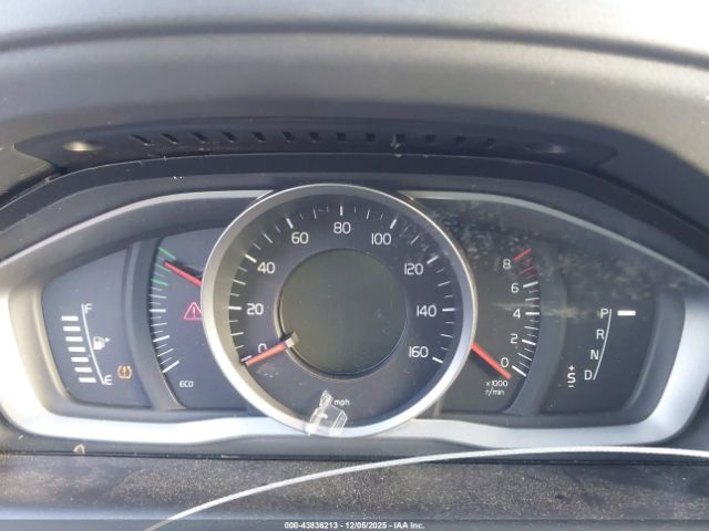 2014 VOLVO XC60 YV4952DZ9E2534782 Photo 6