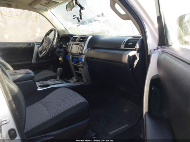 2016 TOYOTA 4RUNNER JTEBU5JR0G5288585 Photo 4