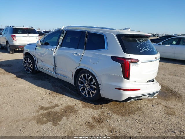 2021 CADILLAC XT6 1GYKPFRS1MZ145104 Photo 2