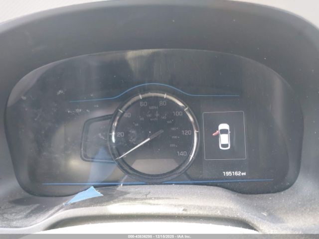 2017 HYUNDAI IONIQ HYBRID KMHC65LC1HU024631 Photo 6