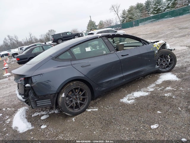 2023 TESLA MODEL 3 5YJ3E1EAXPF614135 Photo 3
