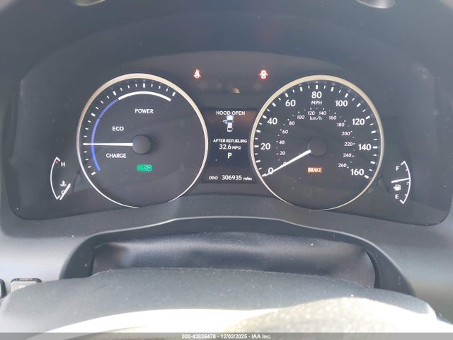 2013 Lexus Es 300h მანქანა იყიდება აუქციონზე, vin: JTHBW1GG2D2010764, აუქციონის ნომერი: 43836478