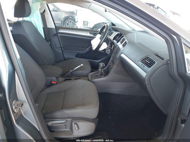 3VWC17AU5GM517903 Volkswagen Golf Sportwagen Tsi S 4-door