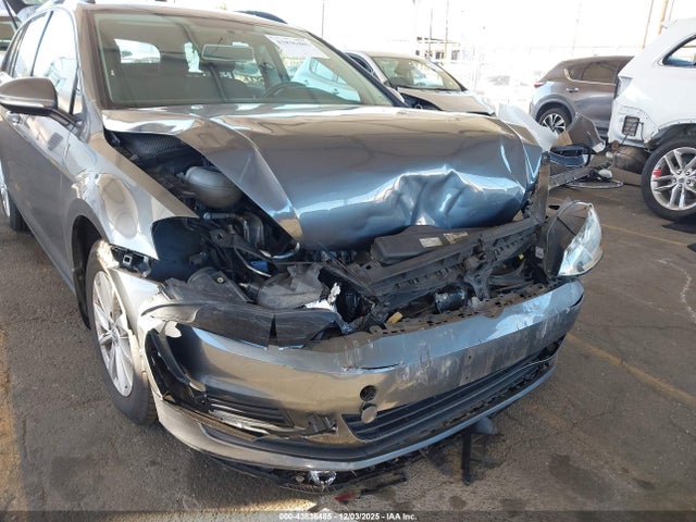 3VWC17AU5GM517903 Volkswagen Golf Sportwagen Tsi S 4-door