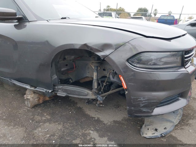 2C3CDXBG3FH836883 Dodge Charger Se