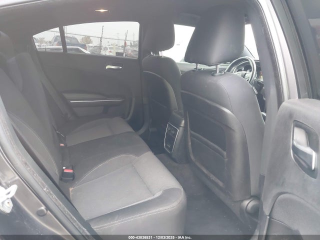 2C3CDXBG3FH836883 Dodge Charger Se