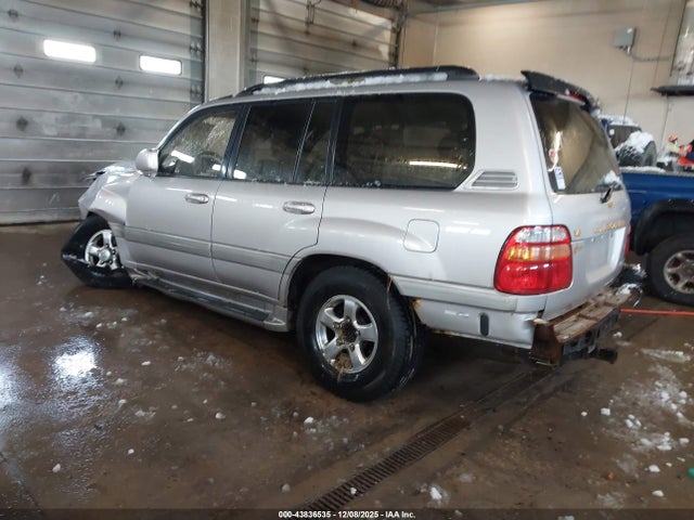 2001 TOYOTA LAND CRUISER JTEHT05J012016132 Photo 2