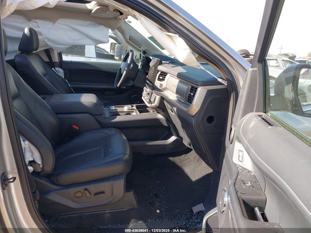 1FMJK1J83REB14482 Ford Expedition Xlt Max