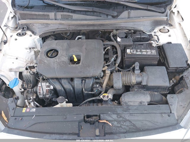 3KPF24AD9ME369384 KIA Forte Lxs