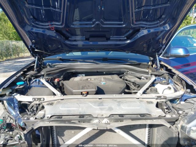 2018 BMW X3 5UXTR9C57JLD67039 Photo 9