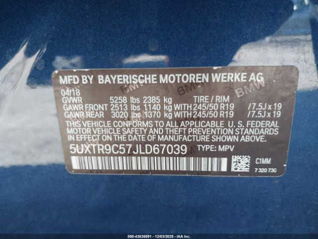 2018 BMW X3 5UXTR9C57JLD67039 Photo 8