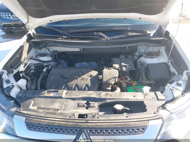 2020 MITSUBISHI OUTLANDER JA4AZ3A32LZ048694 Photo 9