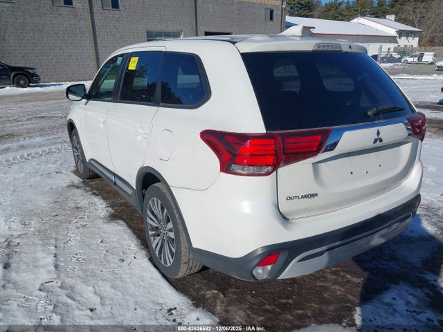 2020 MITSUBISHI OUTLANDER JA4AZ3A32LZ048694 Photo 2