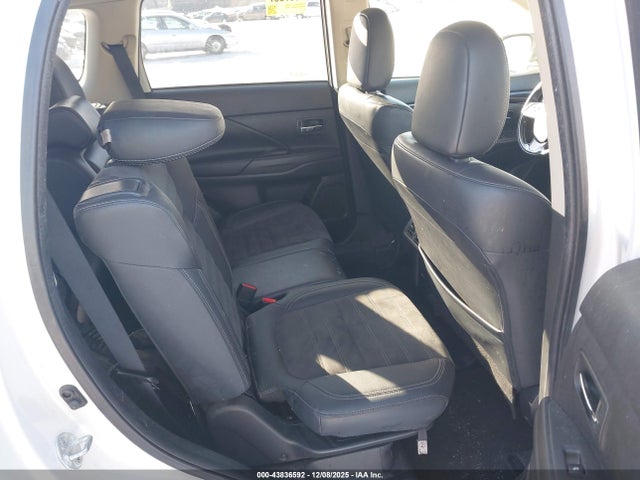 2020 MITSUBISHI OUTLANDER JA4AZ3A32LZ048694 Photo 7
