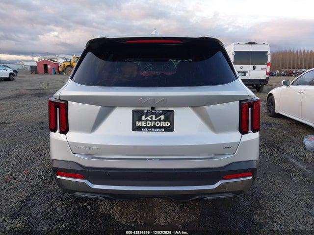 KNDRHDJG3S5396496 KIA Sorento Hybrid Ex