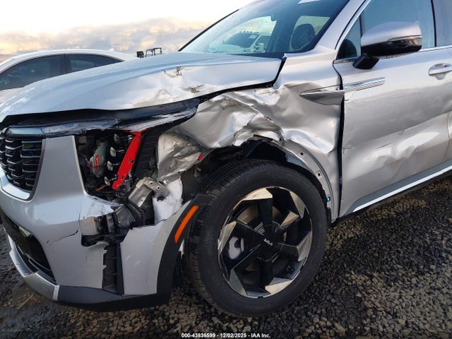KNDRHDJG3S5396496 KIA Sorento Hybrid Ex