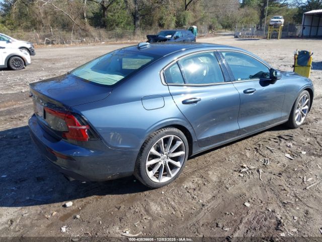 2019 VOLVO S60 7JR102FK3KG005973 Photo 3