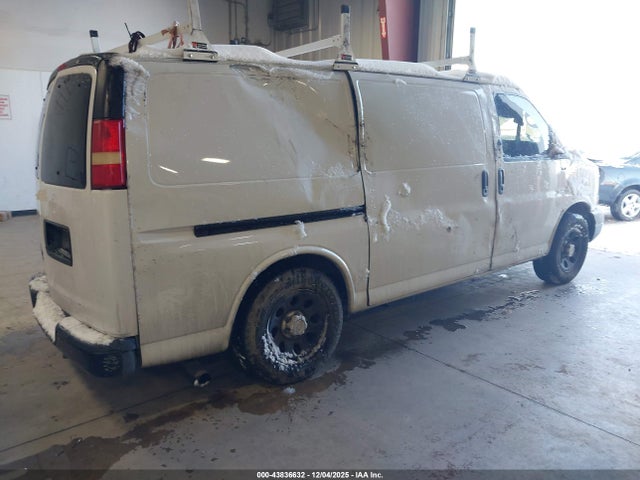 2012 CHEVROLET EXPRESS 1500 1GCSHAF42C1159182 Photo 3