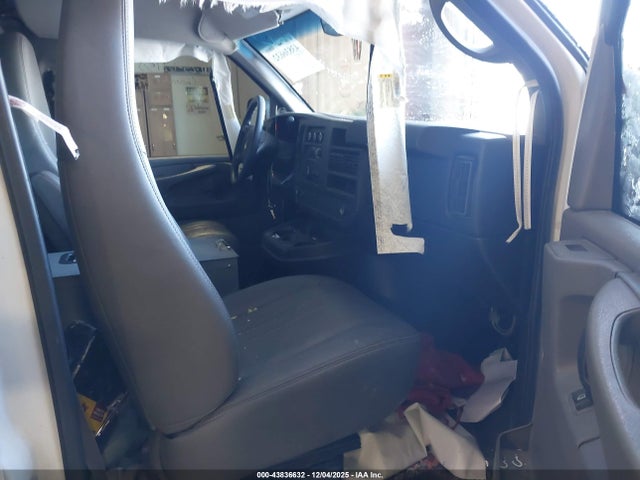 2012 CHEVROLET EXPRESS 1500 1GCSHAF42C1159182 Photo 4