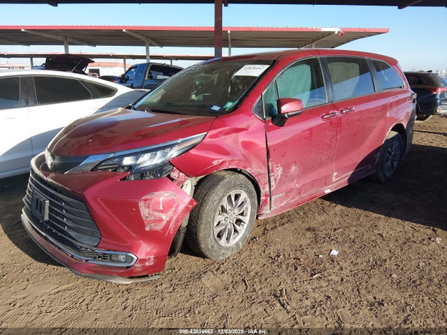 2021 TOYOTA SIENNA 5TDYRKEC5MS026670 Photo 1